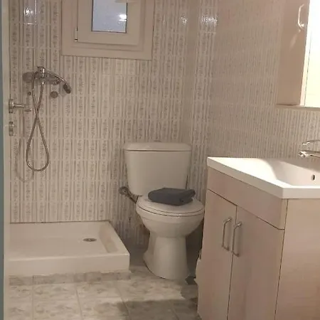 Tsakalos Apartment Edipsos